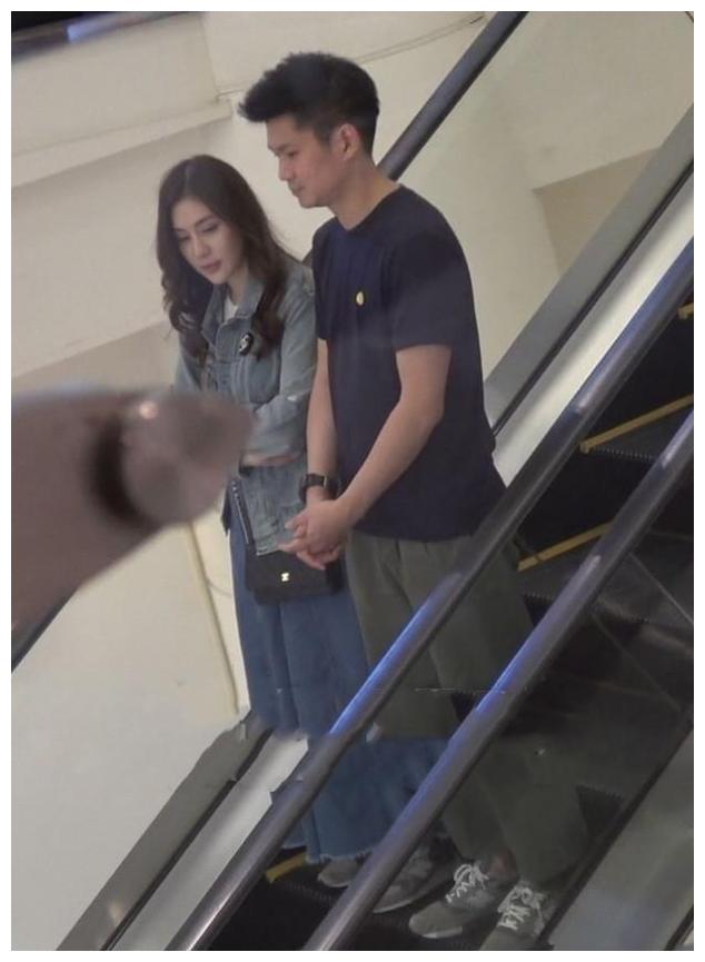 王宇婕稳定交往七年神秘人,会计师男友首曝光!|王宇婕|男友|会计师_新浪新闻
