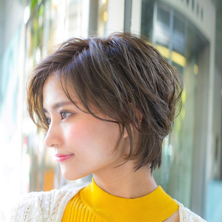 气质型女生短发发型30岁以后的女性更适合