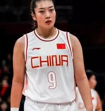 10分2篮板,王丽丽9分4篮板3助攻,金佳宝5篮板7助攻,张丽婷6分5篮板