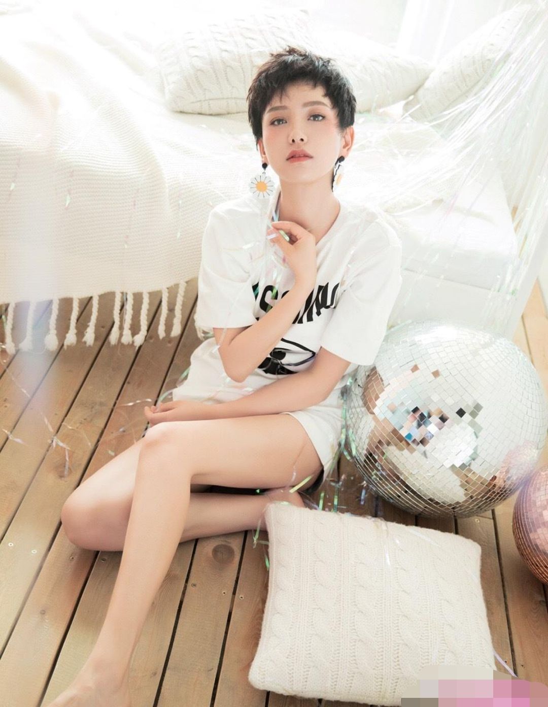 女演员李晓峰出生日期图片