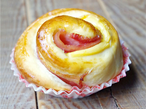 简单好吃的培根面包卷 细嫩绵软 香醇甜蜜 宝宝最爱吃的营养早餐