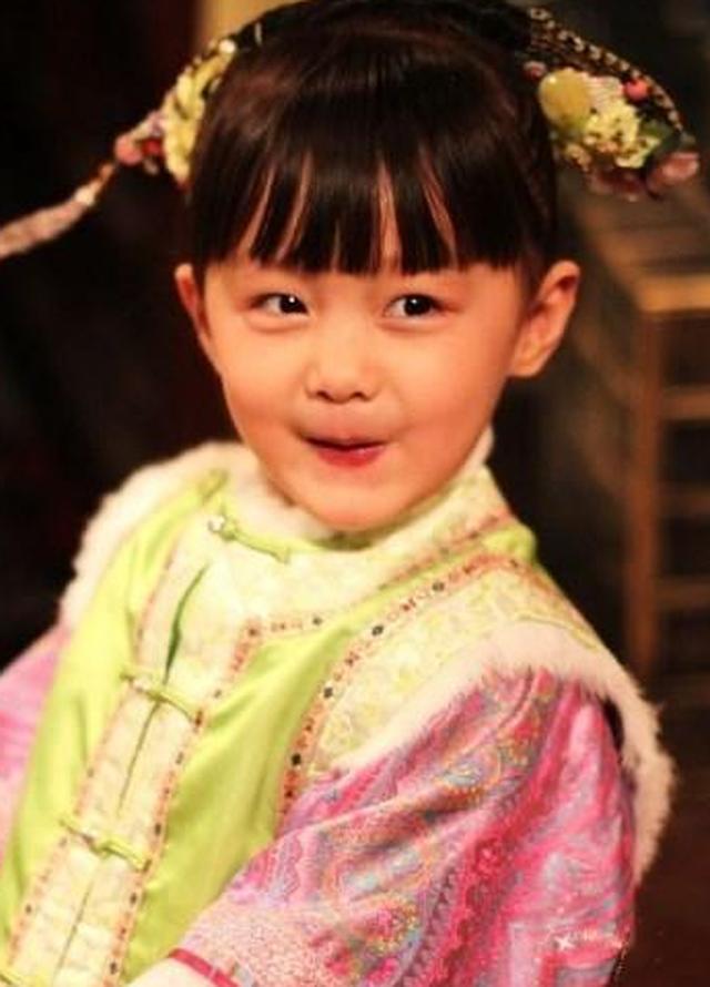 甄嬛传:温宜公主的扮演者纪姿含长大了,网友:美到认不出!