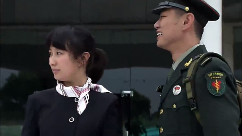 李二牛来看翠芬不料被,老板发现直接给翠芬放假三天