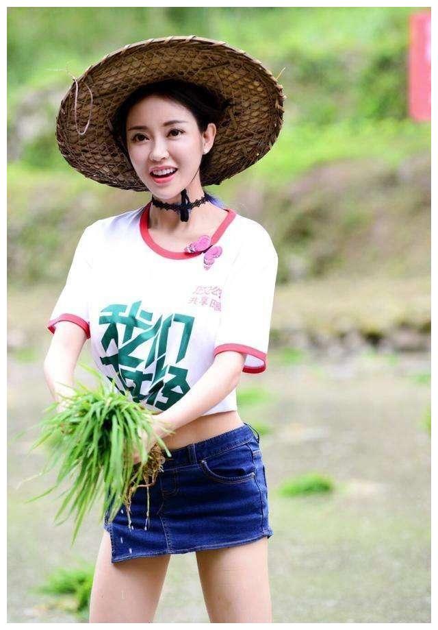 网剧女王潘春春演技总被身材埋没常年混迹18线忙捞金
