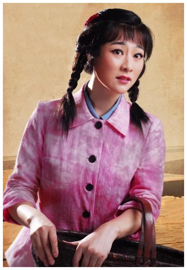 "又一个小马兰"丨黄新德这样评价"新五朵金花"魁首【何云】