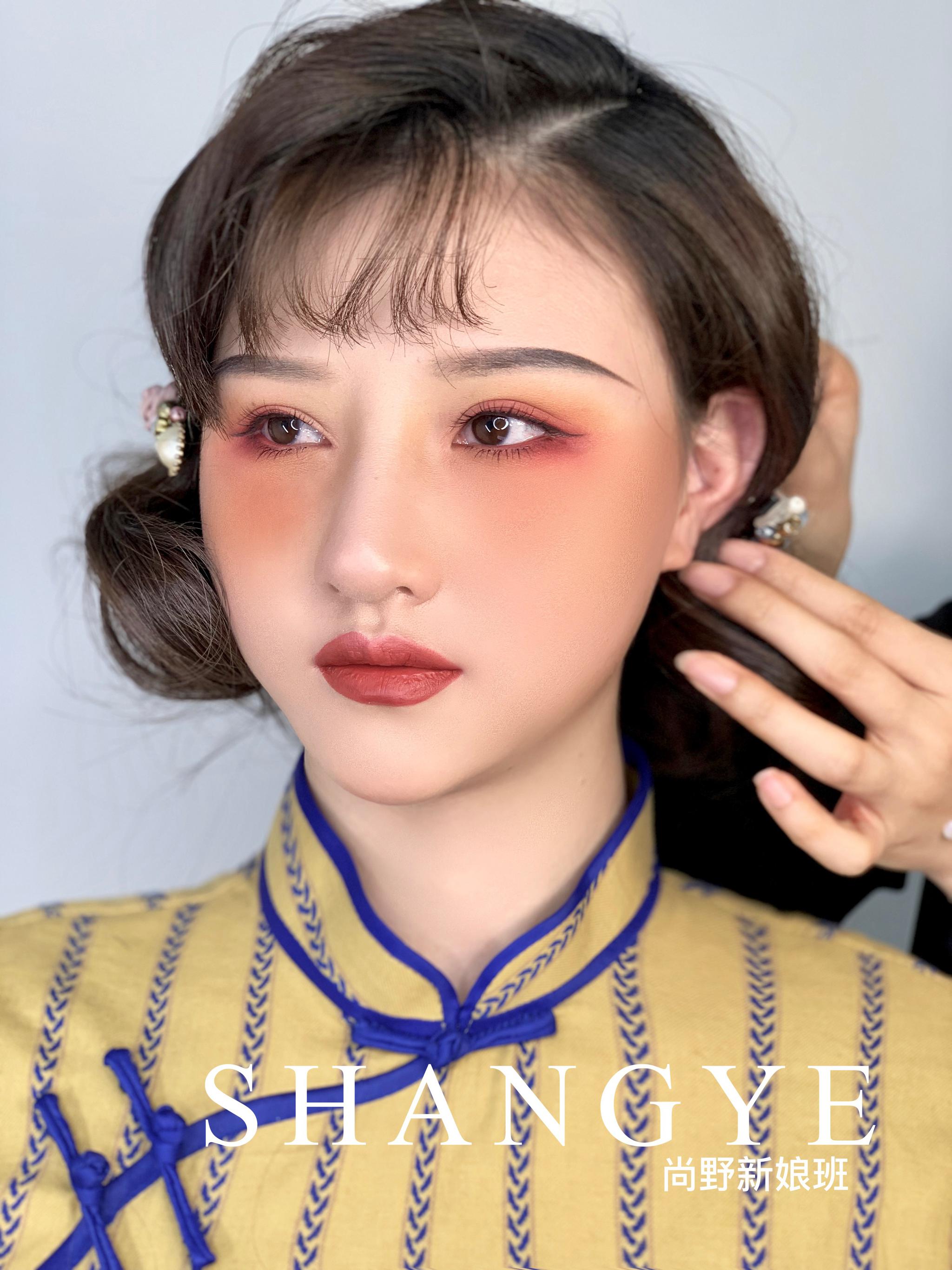 2组民国风名媛气质的旗袍造型,演绎东方古典女性之美