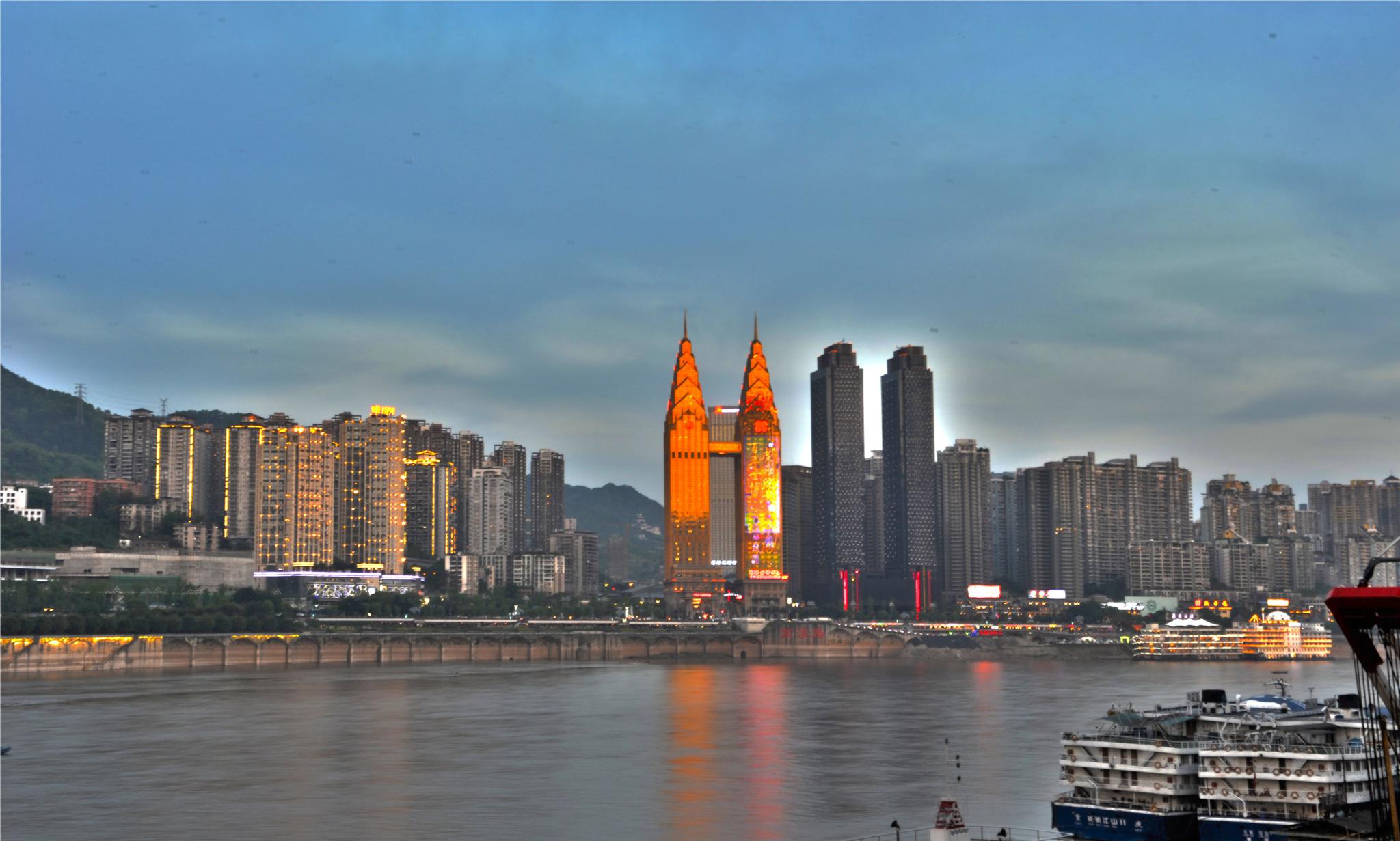 重庆渝中区朝天门码头夜景_新浪新闻