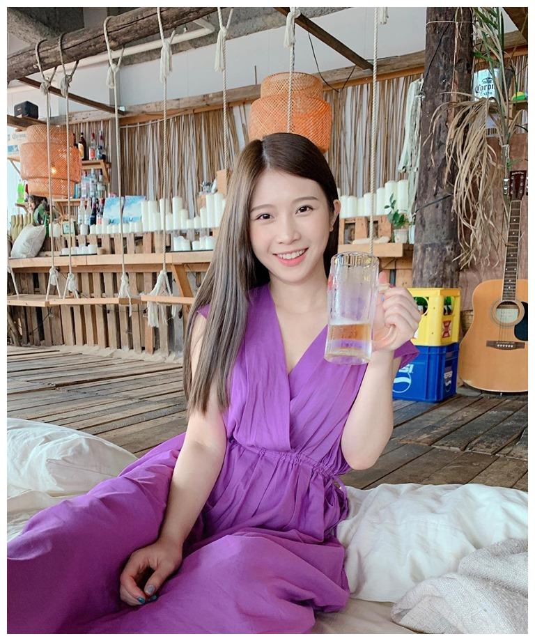 鸡排妹身材等级有多高乡民喜新厌旧狂推超狂新女神