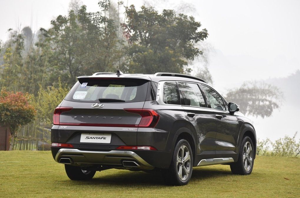 现代胜达 2019款 380t 四驱高配型