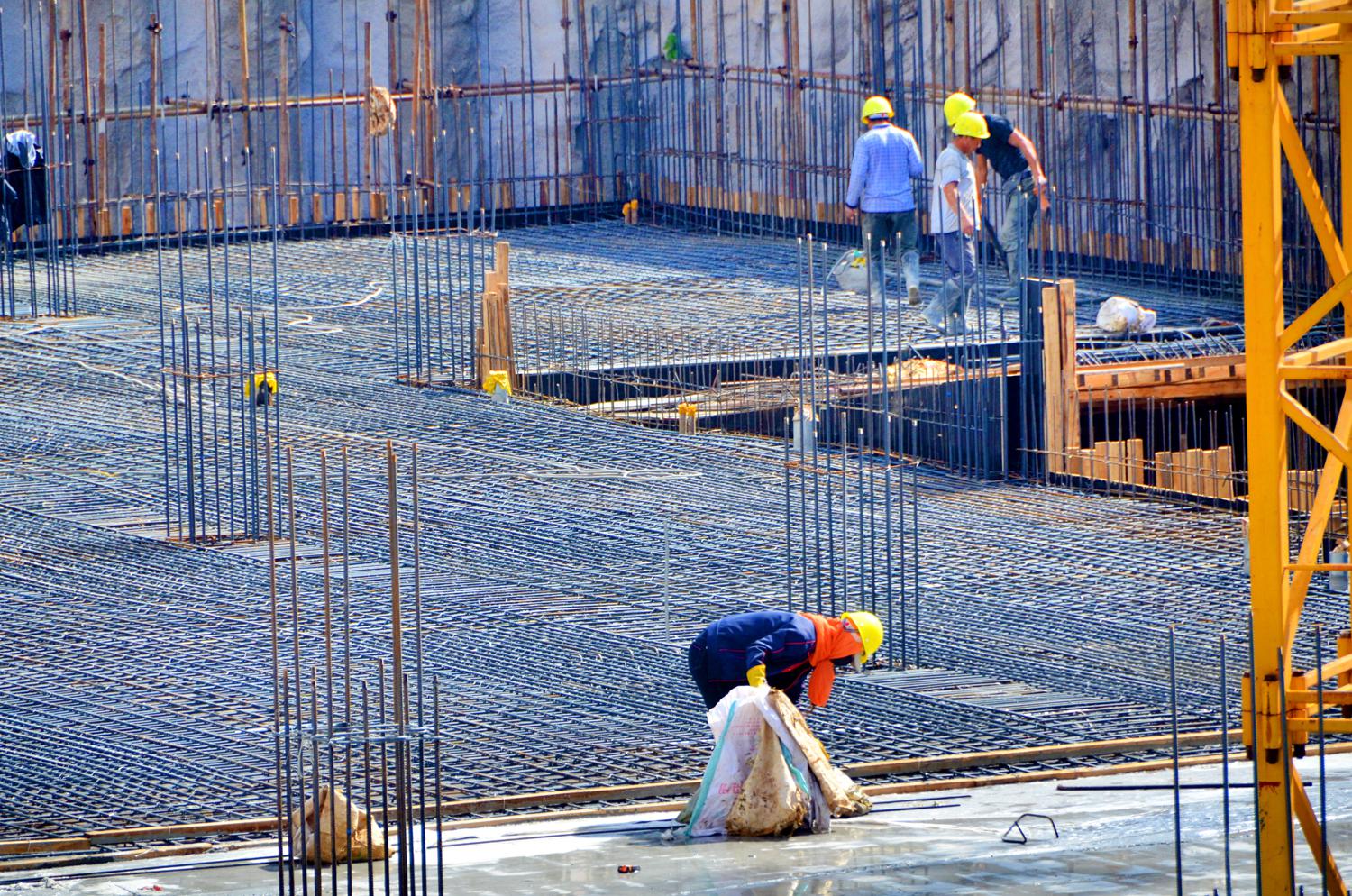 建筑工人劳动的场景最美原创摄影