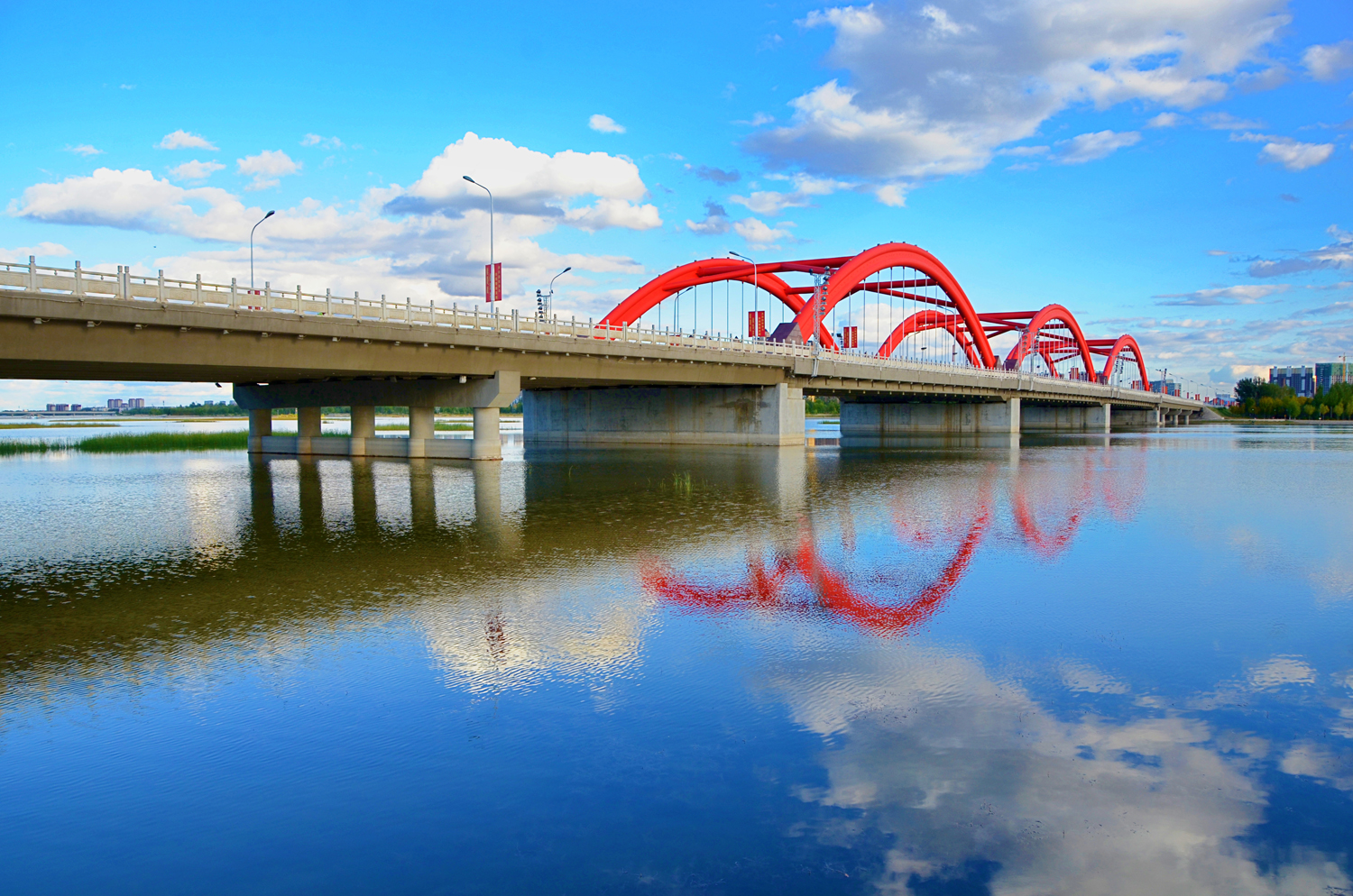 通辽市辽河公园彩虹桥,怎么拍都很美,原创摄影