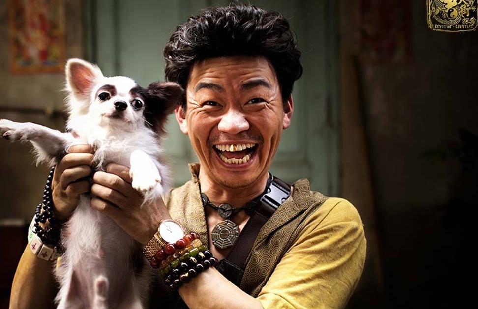 王宝强乡下豪宅遭乱涂鸦,母亲去世后无人居住,花50万修建筑