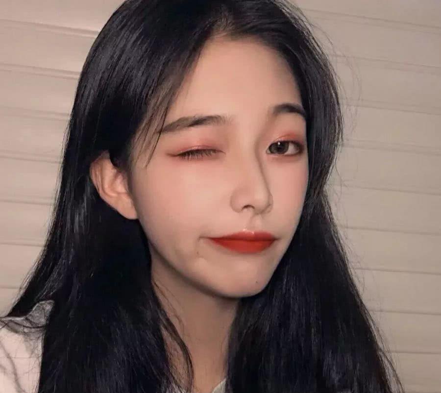 微丧·氟西汀·背景图:那个蒙头大哭的夜晚,是我自己熬过来的