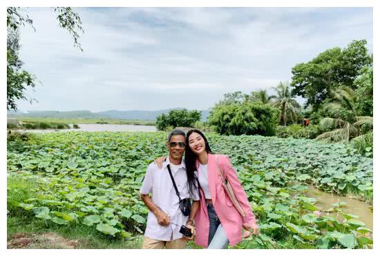 农村女孩卖小吃读完中学,为了大学学费参加选美夺冠开启逆袭人生休闲区蓝鸢梦想 - Www.slyday.coM 农村女孩卖小吃读完中学,为了大学学费参加选美夺冠开启逆袭人生休闲区蓝鸢梦想 - Www.slyday.coM