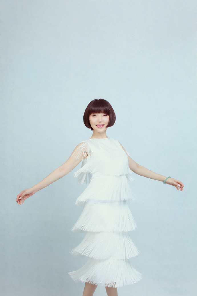 51岁歌手陈红近照,演唱《常回家看看》走红,曾与前夫对簿公堂