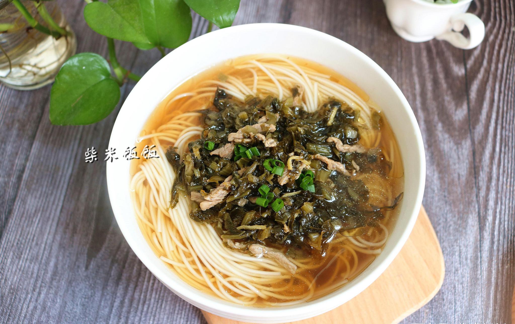 最多10分钟,好吃得连汤也不剩|雪菜|肉丝|面条_新浪新闻