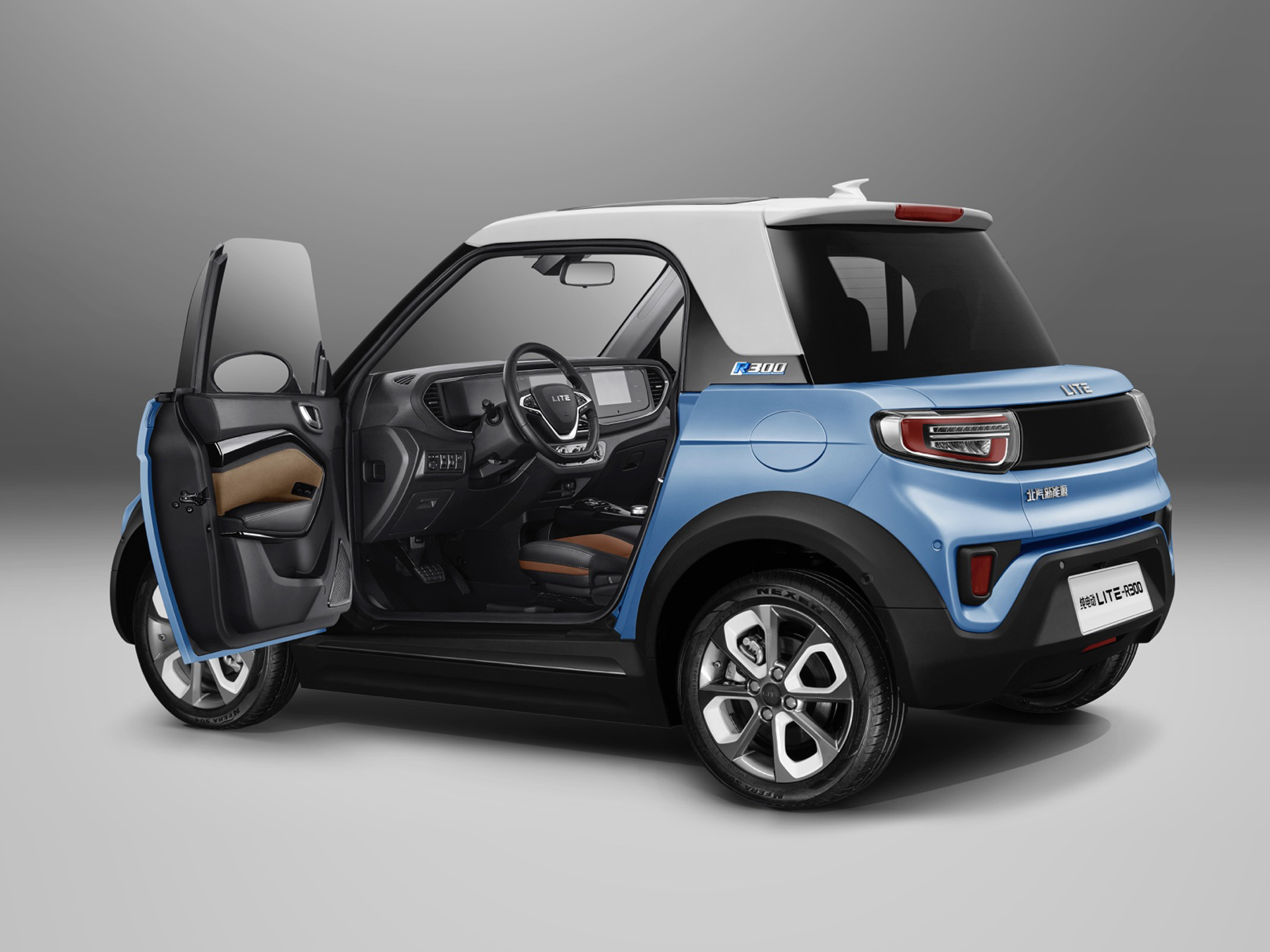 北汽新能源liter300今日上市补贴后售价11081268万元