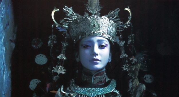 据史书记载:宁靖王,全名是朱术桂,乃别号一元子,明太祖朱元璋的八世孙