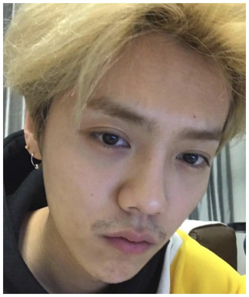 鹿晗丢掉偶像包袱走熟男路线?宅家晒"胡渣照",网友:鲜肉不再