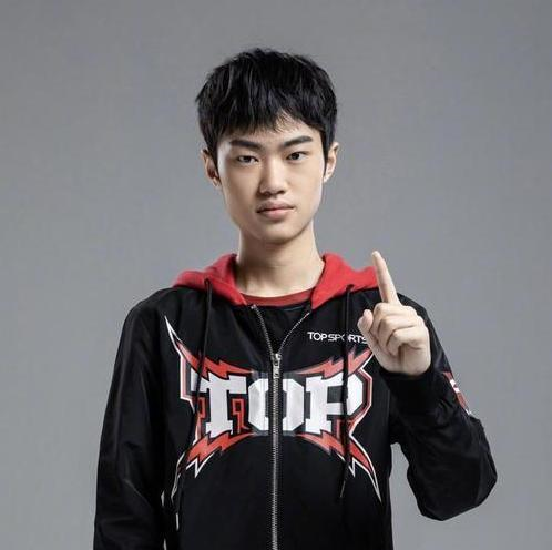 lol职业选手有多高门槛小马直播坦言达到这个胜点可以联系我