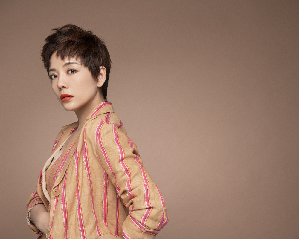 杨紫嫣受聘"消防宣传大使"倡议建设美好家园