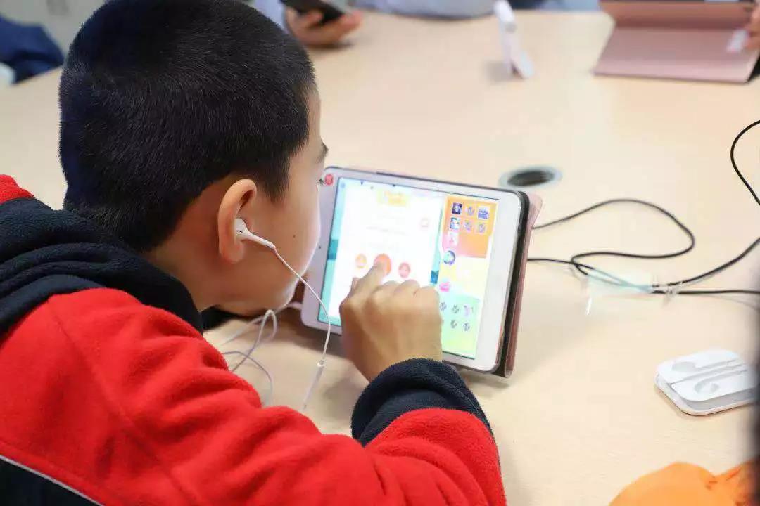 纳米盒网课进校园,新颖有趣广受好评