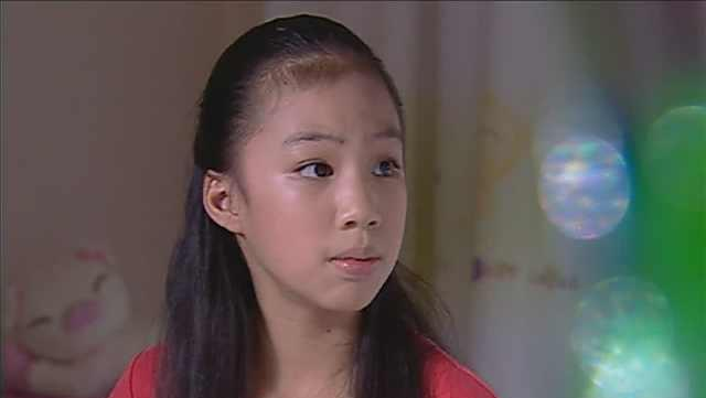 正文   乌芝芝黑魔仙严莉莉《黑魔传书》中的精灵,同时也是专门为严