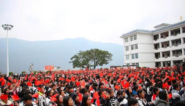 永善溪洛渡高级中学举行第五届校园文化艺术节(图)