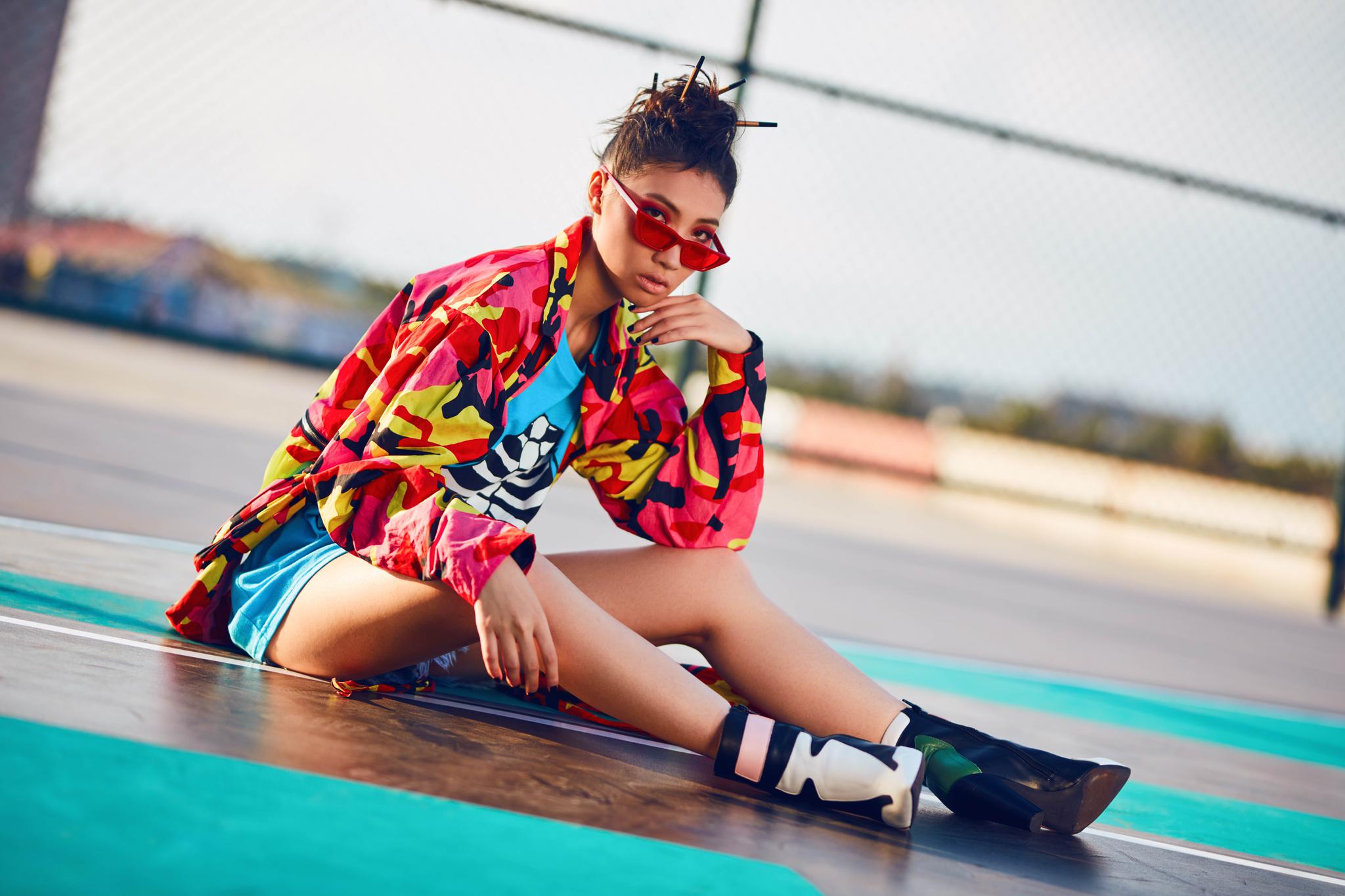 karencici《陪你玩到底》mv上线 化身嘻哈版春丽|陪