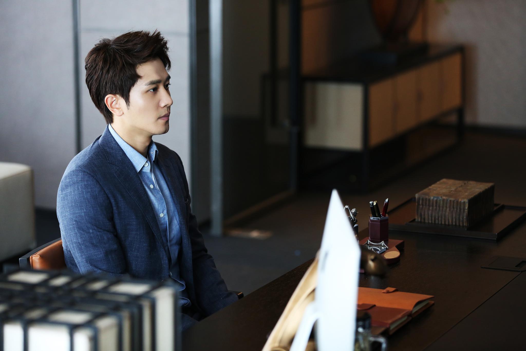 其实彭冠英已出演过多部作品,拥有丰富的演艺经历.