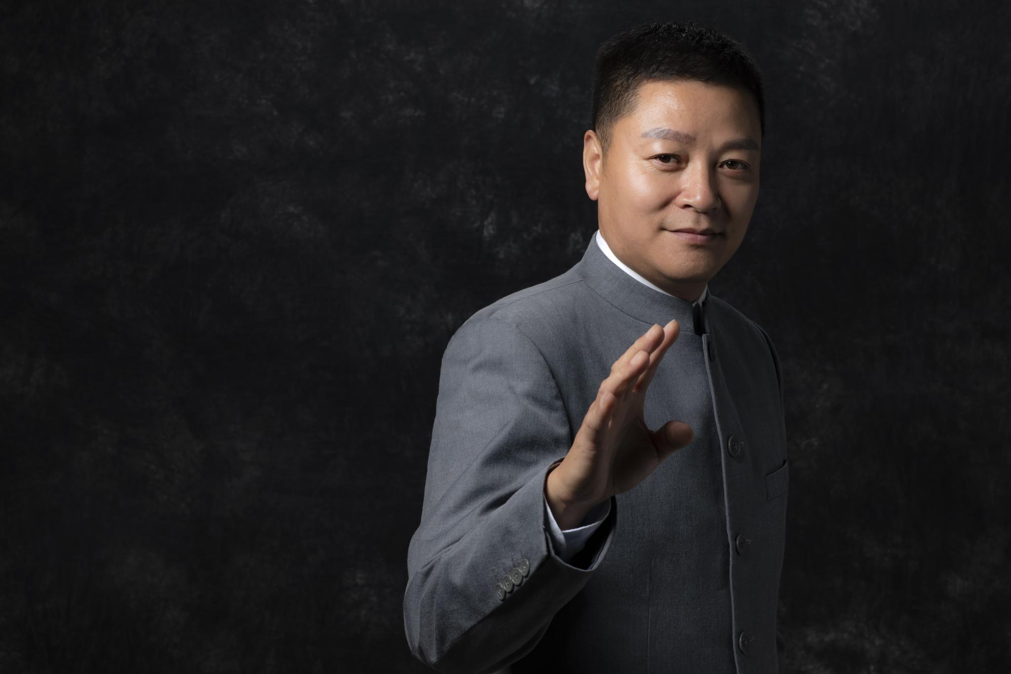 上海定古楼艺术品鉴定中心创始人杨卫忠