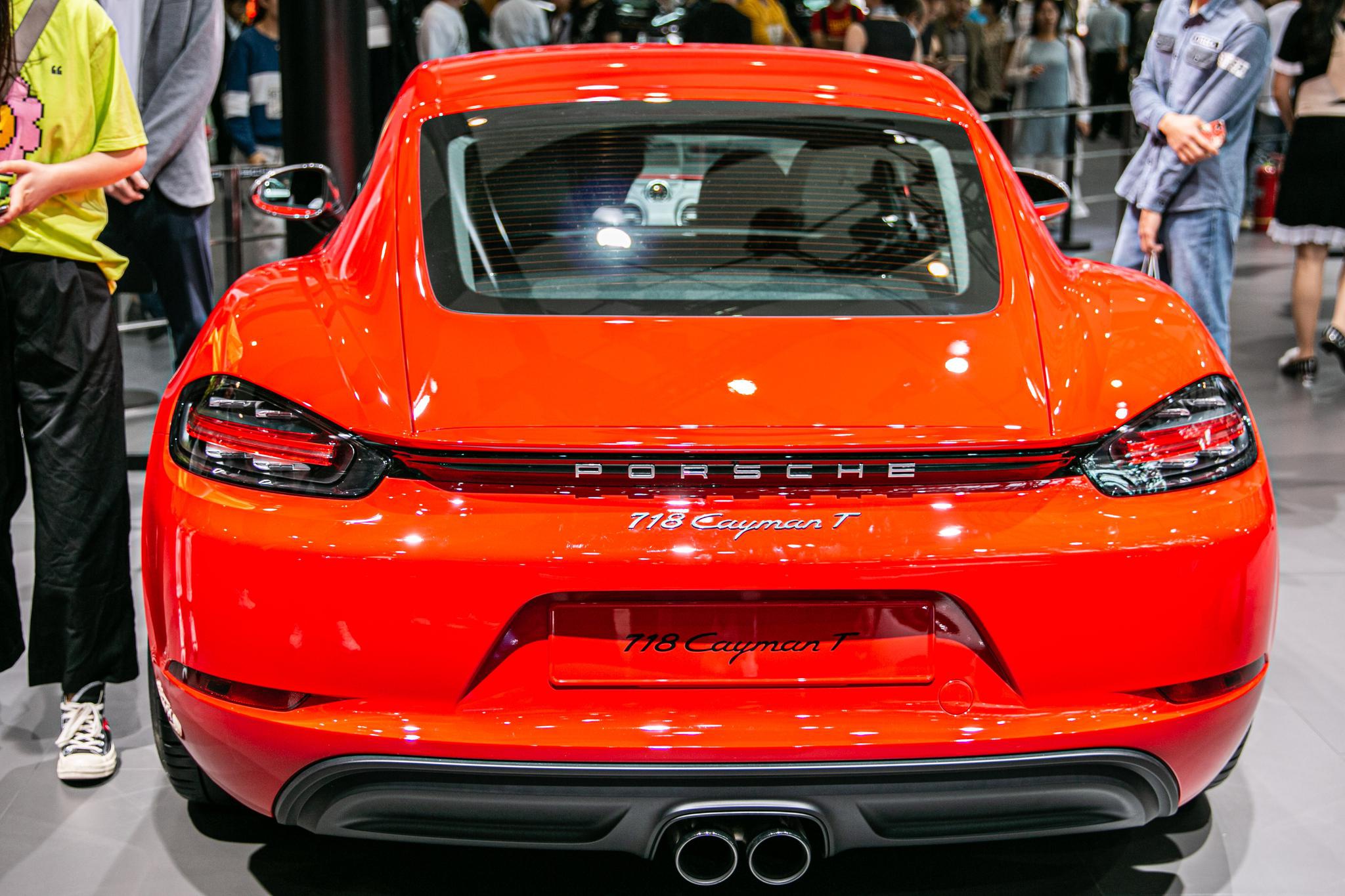 保时捷旗下的极具人气的平民级跑车保时捷718caymant