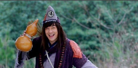 活佛济公中的济公竟是宝莲灯中的他网友难怪眼熟