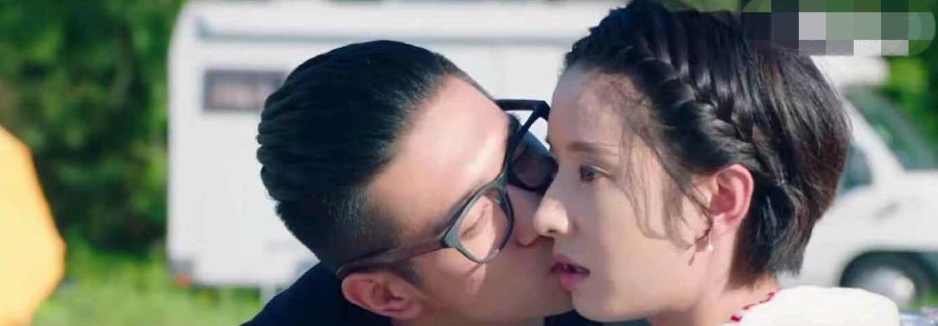 鳄鱼与牙签鸟南恩祖玛不愧好闺蜜连吻戏都撞词万薇最狼
