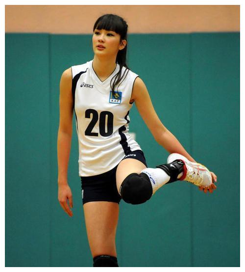 她是亚洲最美排球女神,身高1米8身材傲人,想要嫁给黑人运动员|莎宾娜