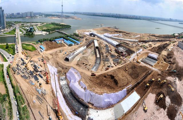 临沂三河口隧道将迎来7周年,隧道灯亮了7年"不眨眼"