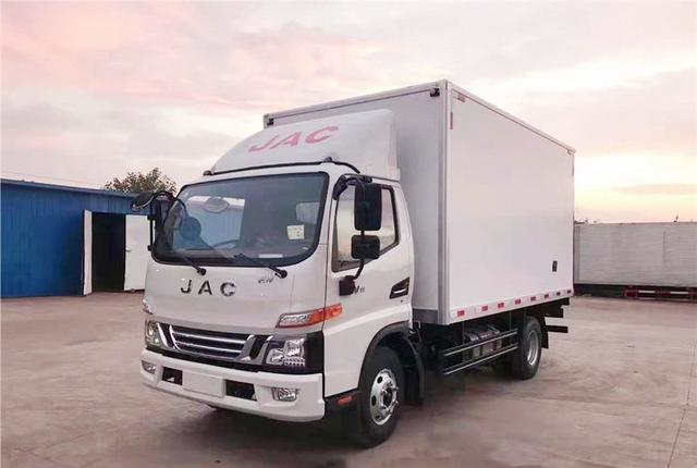 国六全面升级江淮骏铃v6轻卡