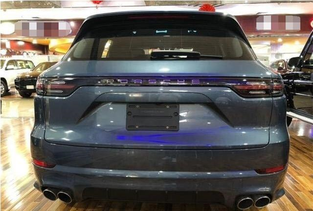 青蛙前脸很动感 实拍19保时捷卡宴s