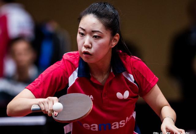 张莉莉现年23岁,是美国乒乓球女队的主力选手之一,目前世界排名55位
