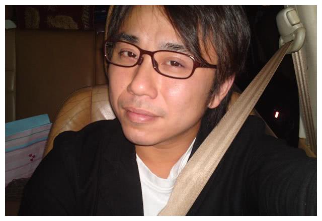 "超级童星"被曝三婚,娶小14岁越南娇妻,负债累累情史坎坷|彬彬|童星