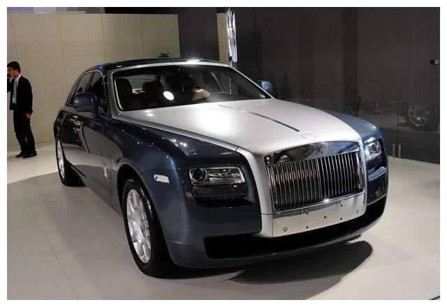 看完孙红雷的座驾再看张嘉译的差距一目了然