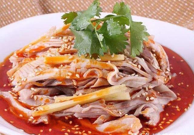 有谁知道超市卖的熟猪肚为什么一煮就出大量的水?原因很简单