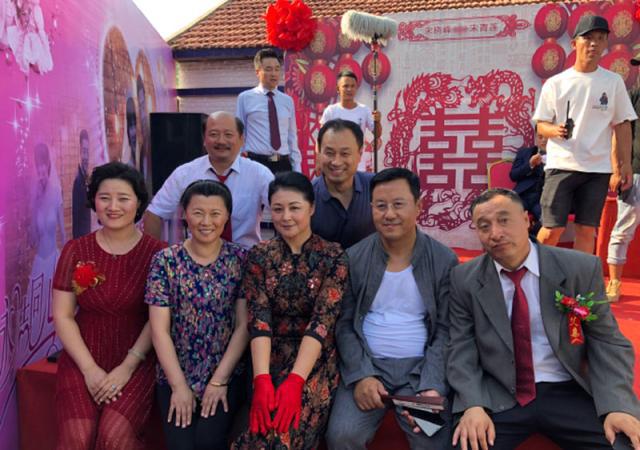 乡村爱情中秋杀青本山大叔并未到场下部恐无爱情可拍