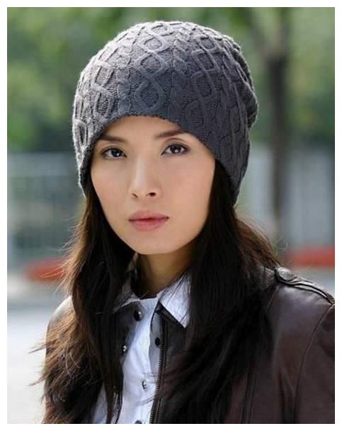 靳东是一个很有义务心的好男子,对媳妇李佳最痛爱.