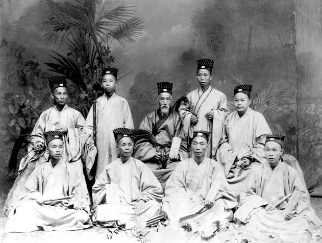 一百年前中国老道士真实照片,真正的仙侠道骨|仙侠道|道士|服饰_新浪新闻