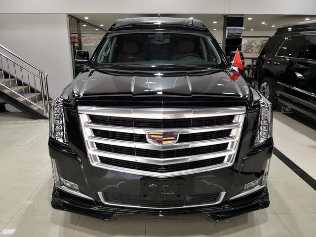四驱加长礼宾车凯迪拉克总统一号5米98
