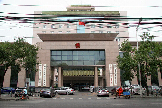 时政热点:开放政府大院,拉近"心"的距离