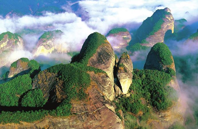 桂林资源资江漂流景区:资江是资源县境内最大的一条河,发源于华南第一