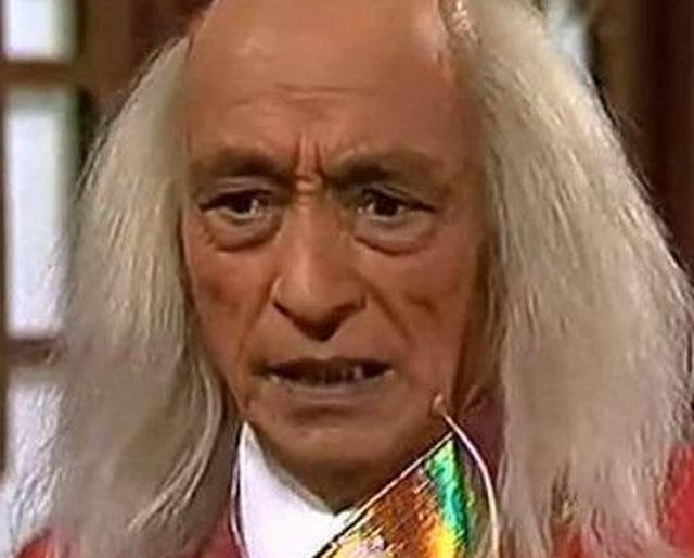 天龙八部五版丁春秋饰演者第一版最帅气最后一版最逗比