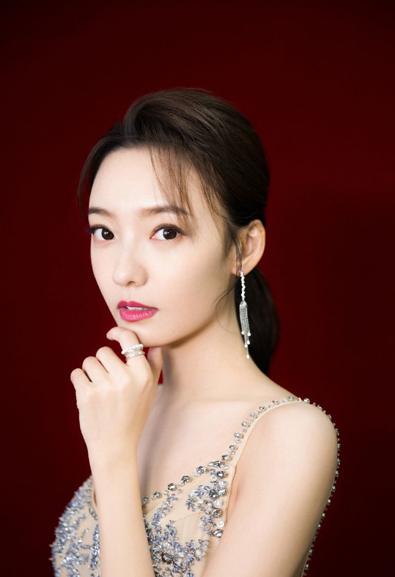 清纯美女摄影大长腿美女林源优雅性感活动写真